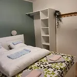 L'escale Atypique 3 Clermont-ferrand, Parking