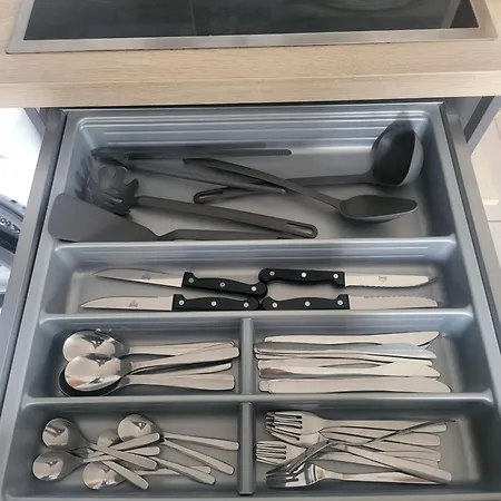 L'escale Atypique 3 Clermont-ferrand, Parking * Clermont-Ferrand